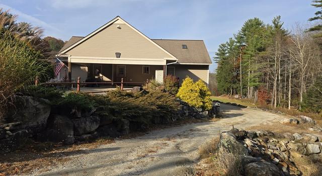 Photo of 17 Mountain St Unit B, Williamsburg, MA 01039