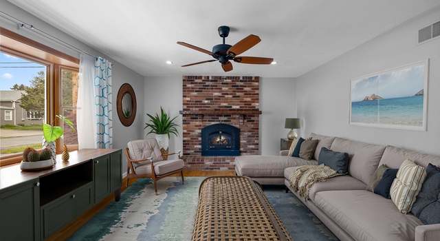 Photo of 46 Wing Ln, Acushnet, MA 02743