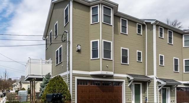 Photo of 43 Hammond St #1, Waltham, MA 02451