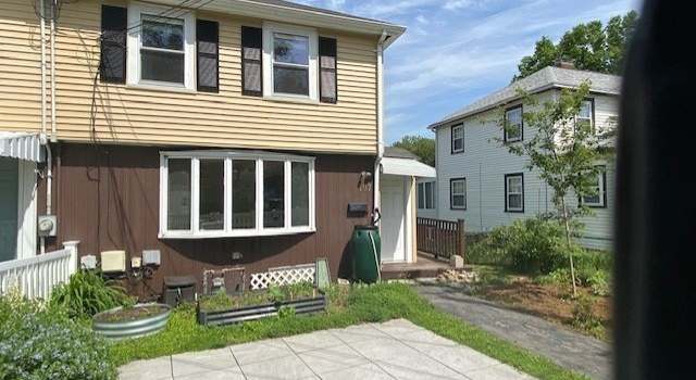 Photo of 107 Sunnyside Ave, Arlington, MA 02474