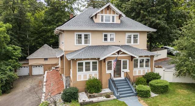Photo of 828 Pleasant St, Worcester, MA 01602