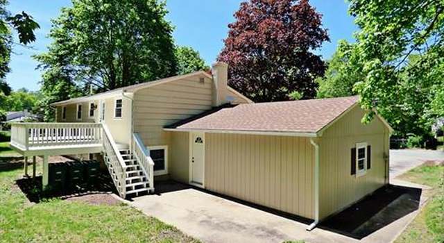 Photo of 39 Fairwood Dr, Pembroke, MA 02359