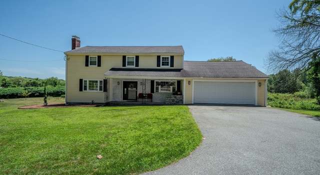 Photo of 200 Pine Hill Rd, Chelmsford, MA 01824