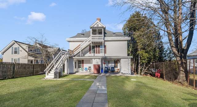 Photo of 88-90 Saint Paul St, North Smithfield, RI 02896