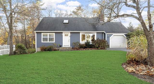 Photo of 12 Arrowhead Rd, Topsfield, MA 01983
