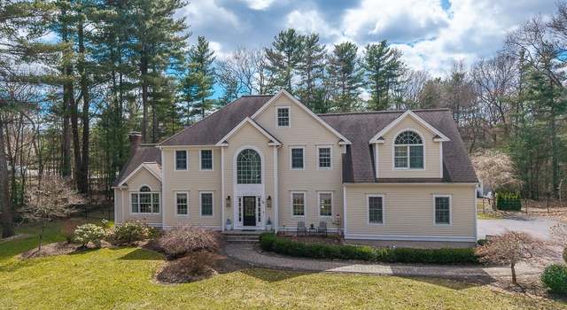 Photo of 18 Thayer Rd, Mendon, MA 01756