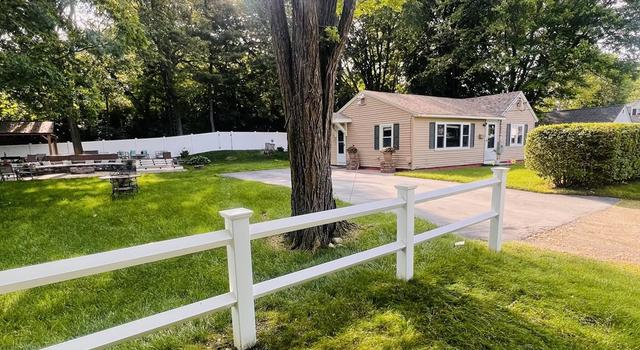 Photo of 44 Amesbury St, Worcester, MA 01605