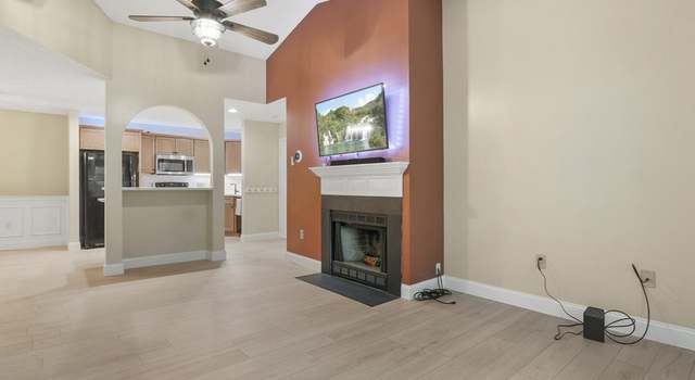 Photo of 200 Brookside Dr Unit G, Andover, MA 01810