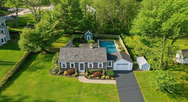 Property at 4 Country Dr, Hingham, MA 02043, 4 beds, 2.5 baths