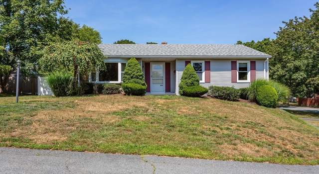Photo of 492 Eastview Ave, Somerset, MA 02726