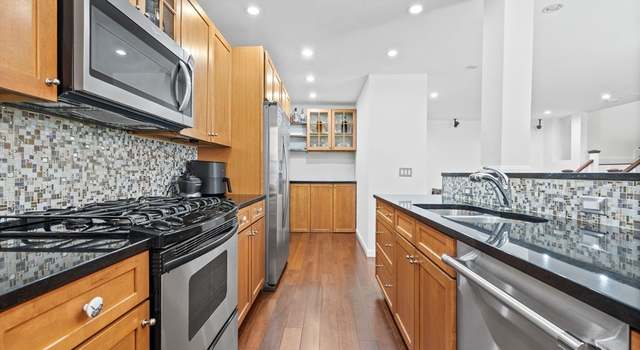 Photo of 452 Park Dr Unit 12A, Boston, MA 02215