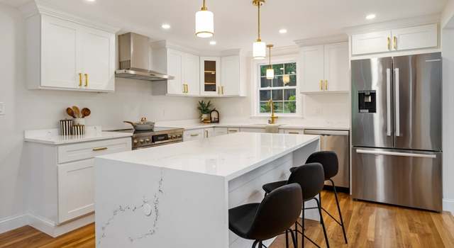 Photo of 905 Main St, Lynnfield, MA 01940