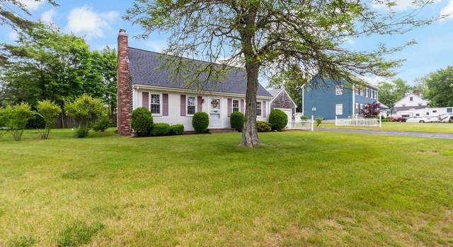 Photo of 51 Marnoch Dr, Seekonk, MA 02771