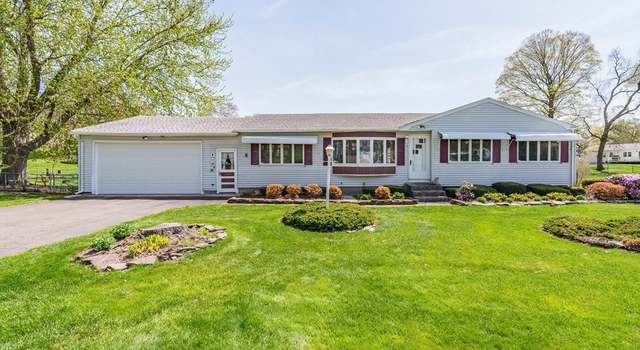 Photo of 38 Knollwood Cir, Holyoke, MA 01040