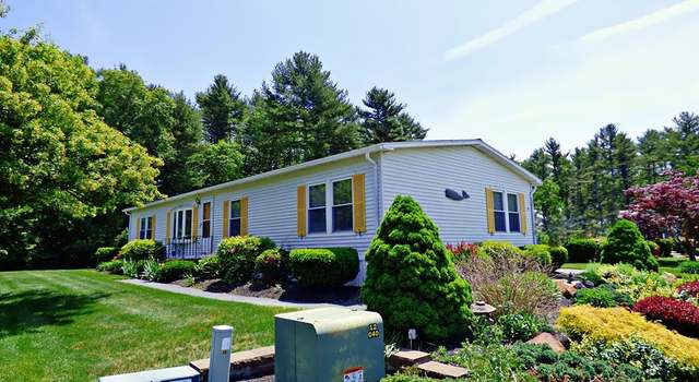 Photo of 41 Jill Marie Dr, Carver, MA 02330