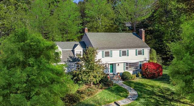 Photo of 5 Sherbrooke Dr, Dover, MA 02030