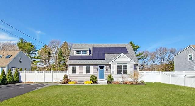 Photo of 92 Broken Bow Ln, Falmouth, MA 02536