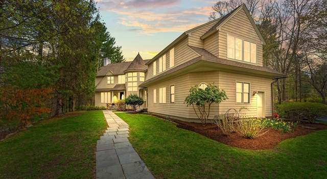 Photo of 3 Drumlin Rd, Weston, MA 02493