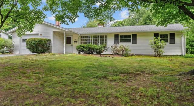 Photo of 32 Prior Dr, Framingham, MA 01701