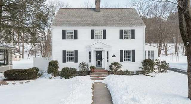 Photo of 15 Arundel St, Andover, MA 01810