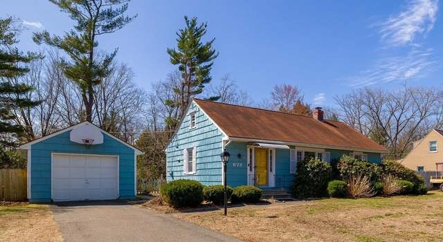 Photo of 674 Western Ave, Westfield, MA 01085