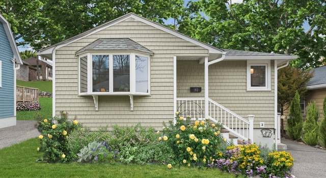 Photo of 103 Lake St, Waltham, MA 02451