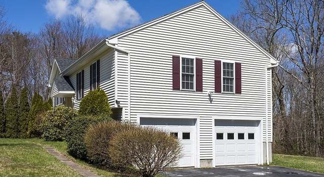 Photo of 4 Wendy Pl, Leicester, MA 01542