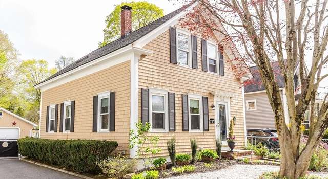 Photo of 178 Oak St, Taunton, MA 02780