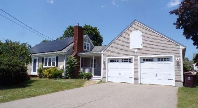 Photo of 35 Ludlow St, Acushnet, MA 02743