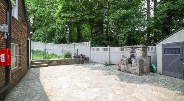 Photo of 493 Salisbury St, Worcester, MA 01609
