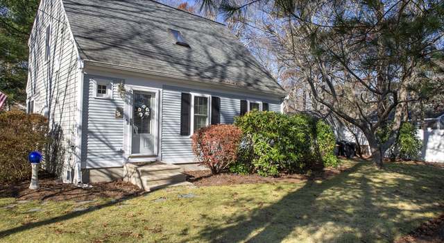 Photo of 31 Mashpee Neck Rd, Mashpee, MA 02649