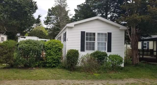 Photo of 14 4th Ave, Bourne, MA 02559