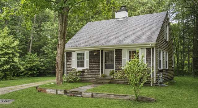 Photo of 9 Captains Ln, Mattapoisett, MA 02739