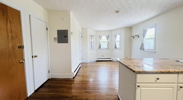 Photo of 189 Concord Ave #3, Cambridge, MA 02138