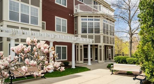 Photo of 35 Commonwealth Ave #407, Newton, MA 02467