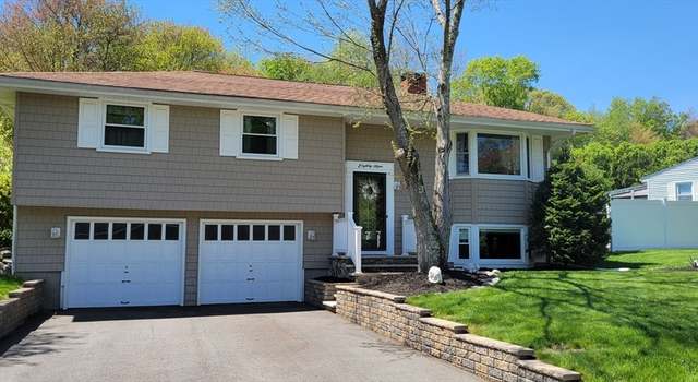 Photo of 89 Cypress Dr, Swansea, MA 02777
