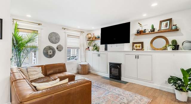 Photo of 4 Ward Ct, Boston, MA 02127