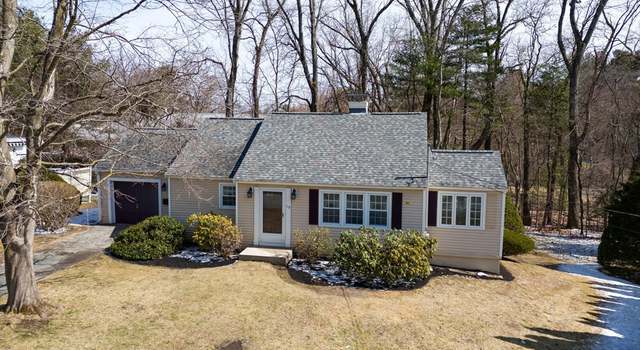 Photo of 19 Delwood Rd, Chelmsford, MA 01824