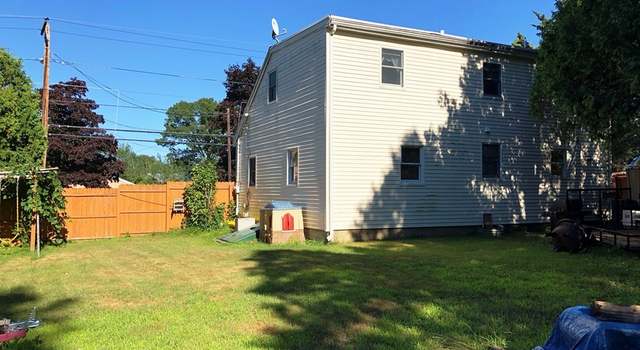 Photo of 206 Market St, Amesbury, MA 01913