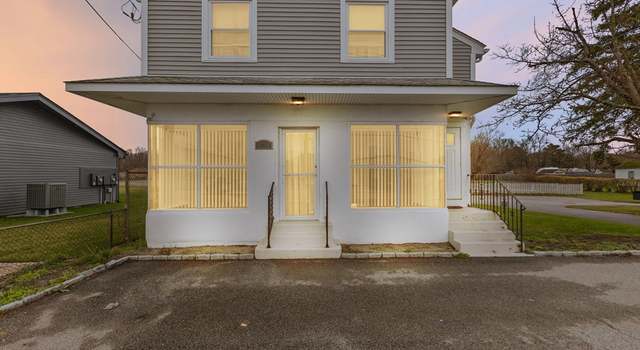 Photo of 1550 Fall River Ave, Seekonk, MA 02771