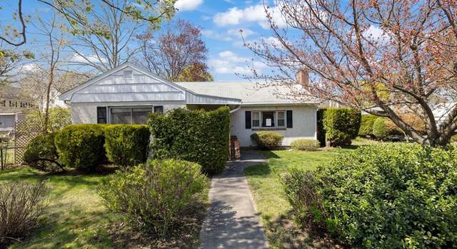 Photo of 235 Cross St, Winchester, MA 01890