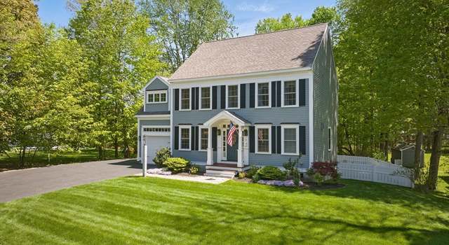 Photo of 8 Elizabeth St, Amesbury, MA 01913