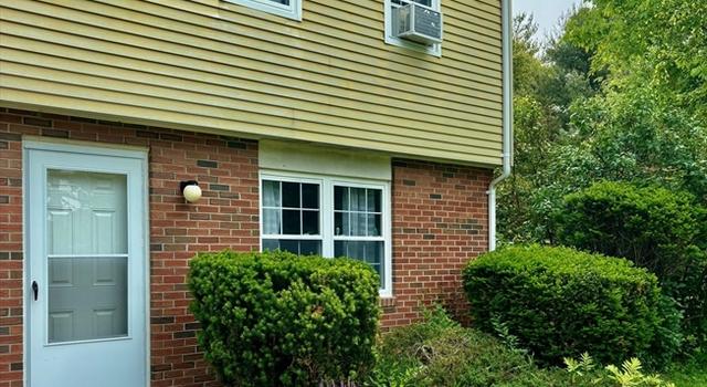 Photo of 252 West St #18, Amherst, MA 01002