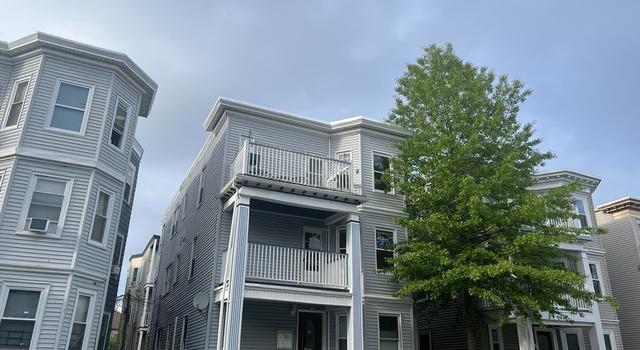 Photo of 14 Hallam #2, Dorchester, MA 02125