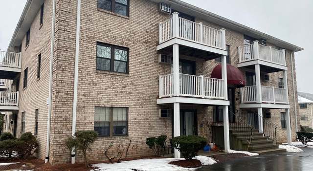 Photo of 14 Kenmar Dr #102, Billerica, MA 01821