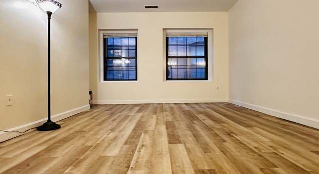 Photo of 10 Weston Ave #220, Quincy, MA 02170