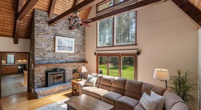 Photo of 27 Stuart Rd, Rochester, MA 02770