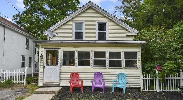 Photo of 123 South St, Barre, MA 01005