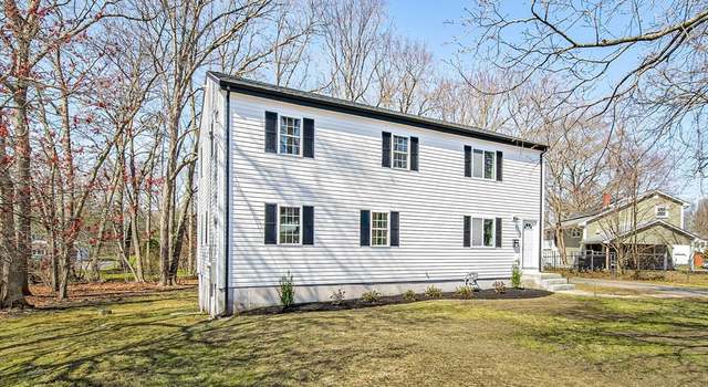 Photo of 76 Sunset Dr, Brockton, MA 02301
