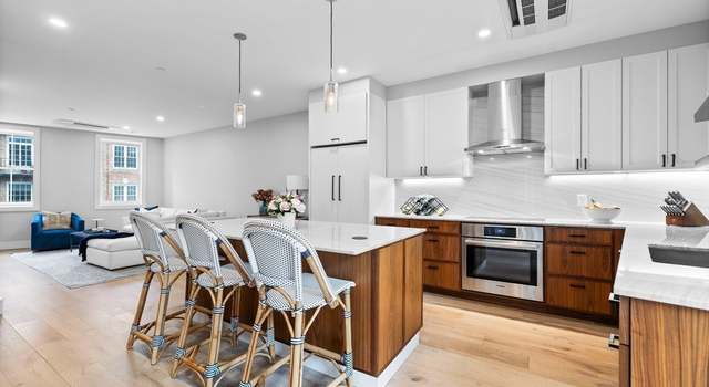 Photo of 471 Hanover St #4, Boston, MA 02113